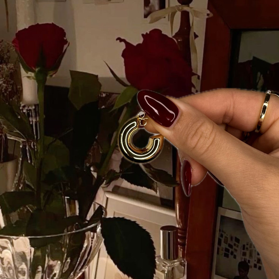 Amor de Luna Collection - Reina Hoop Earrings