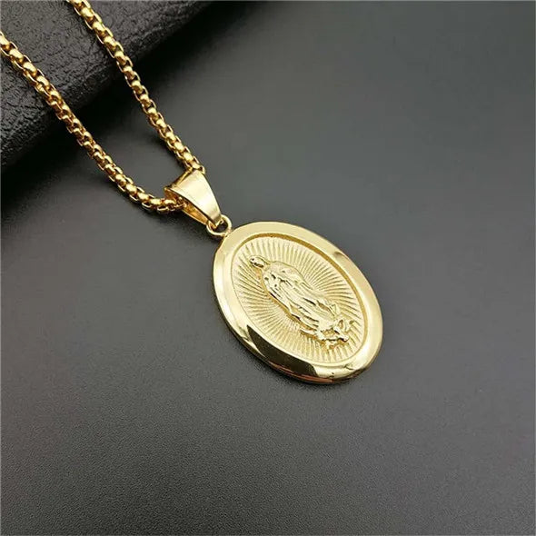 Divina Protección Collection - Virgin Mary Pendant & Chain