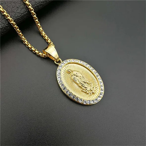Divina Protección Collection - Virgin Mary Pendant & Chain